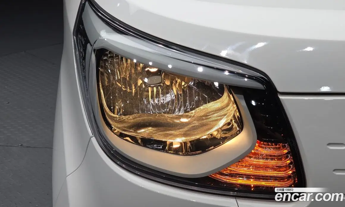 Kia Ray 2022 1.0 автомат (гидро), фото 8