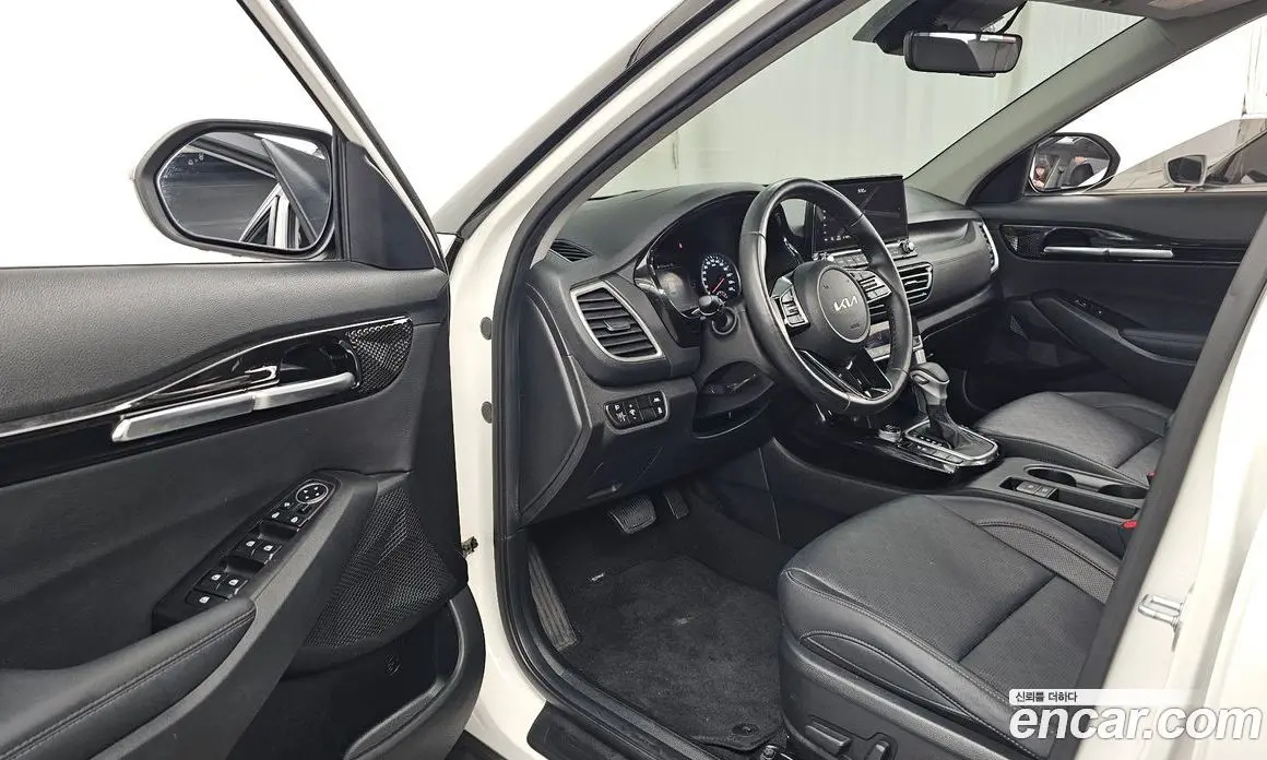 Kia Seltos 2022 1.6 автомат (гидро), фото 13