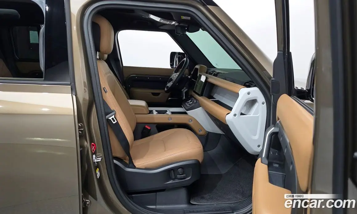Land Rover Defender 2025 2.0 автомат (гидро), фото 16 Land Rover Defender 2025 2.0 автомат (гидро), фото 16