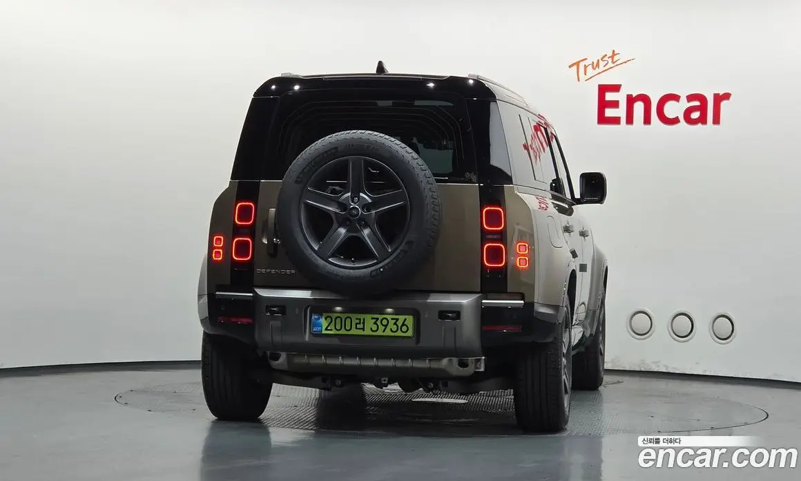 Land Rover Defender 2025 2.0 автомат (гидро), фото 4 Land Rover Defender 2025 2.0 автомат (гидро), фото 4