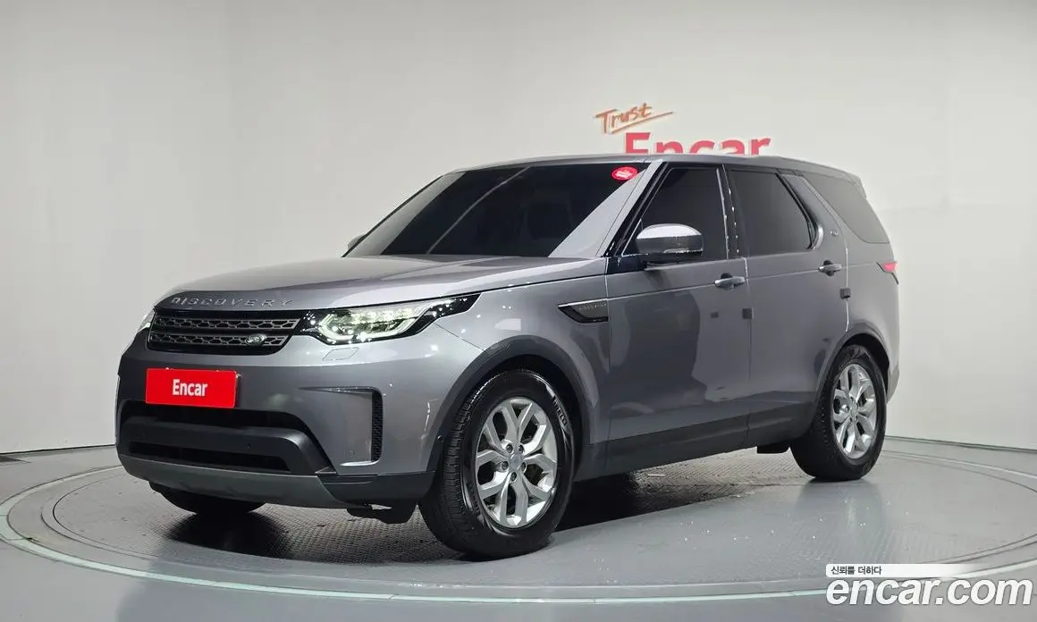 Land Rover Discovery 2020 2.0 автомат (гидро), фото 1 Land Rover Discovery 2020 2.0 автомат (гидро), фото 1