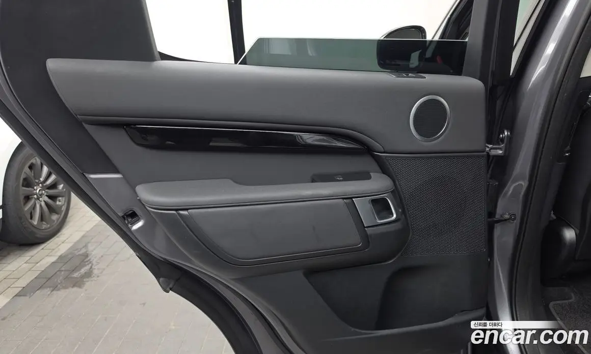 Land Rover Discovery 2020 2.0 автомат (гидро), фото 15 Land Rover Discovery 2020 2.0 автомат (гидро), фото 15