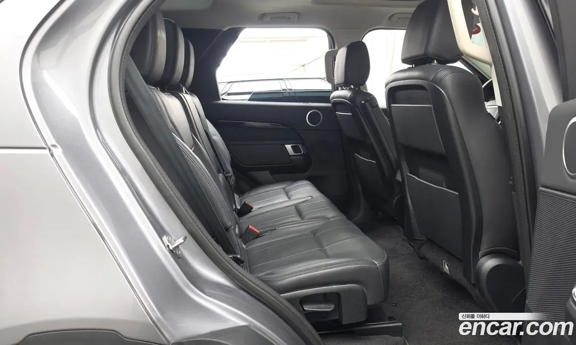 Land Rover Discovery 2020 2.0 автомат (гидро), фото 18 Land Rover Discovery 2020 2.0 автомат (гидро), фото 18