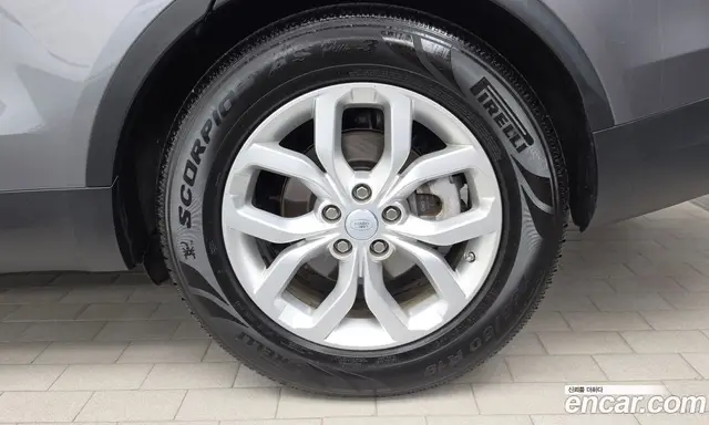 Land Rover Discovery 2020 2.0 автомат (гидро), миниатюра 7 Land Rover Discovery 2020 2.0 автомат (гидро), миниатюра 7