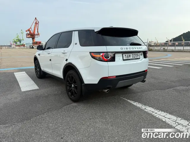 Land Rover Discovery Sport 2016 2.0 автомат (гидро), миниатюра 3 Land Rover Discovery Sport 2016 2.0 автомат (гидро), миниатюра 3
