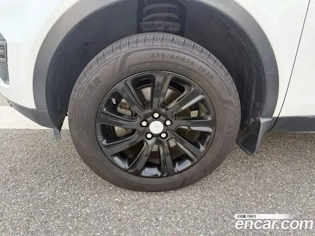 Land Rover Discovery Sport 2016 2.0 автомат (гидро), миниатюра 6 Land Rover Discovery Sport 2016 2.0 автомат (гидро), миниатюра 6