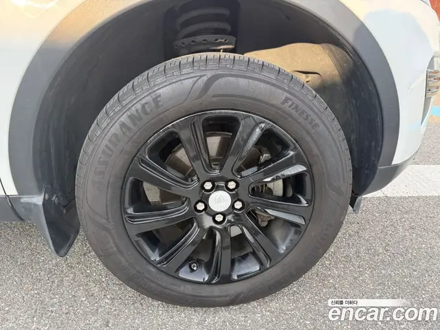 Land Rover Discovery Sport 2016 2.0 автомат (гидро), миниатюра 8 Land Rover Discovery Sport 2016 2.0 автомат (гидро), миниатюра 8
