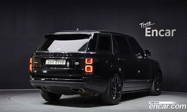Land Rover Range Rover 2019 5.0 автомат (гидро), миниатюра 2 Land Rover Range Rover 2019 5.0 автомат (гидро), миниатюра 2