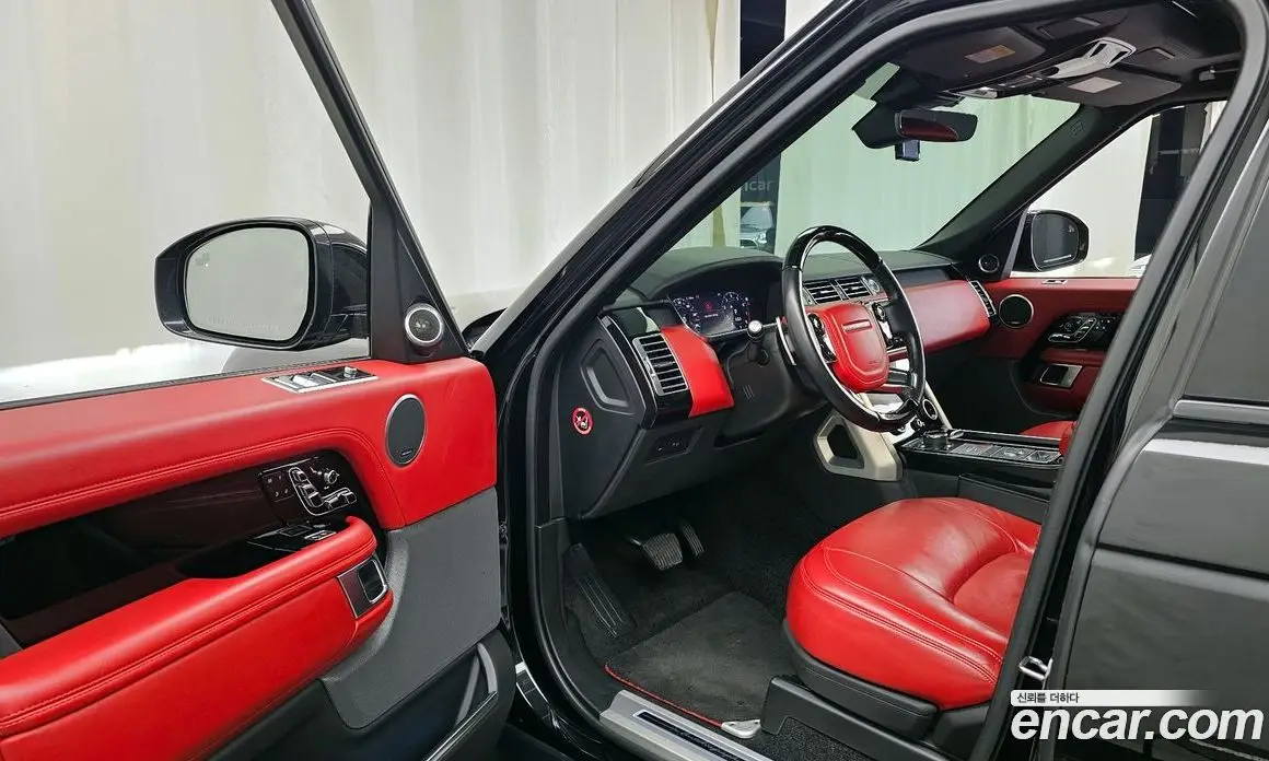 Land Rover Range Rover 2019 5.0 автомат (гидро), фото 13 Land Rover Range Rover 2019 5.0 автомат (гидро), фото 13