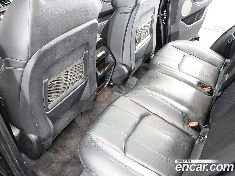 Land Rover Range Rover Evoque 2018 2.0 автомат (гидро), фото 15