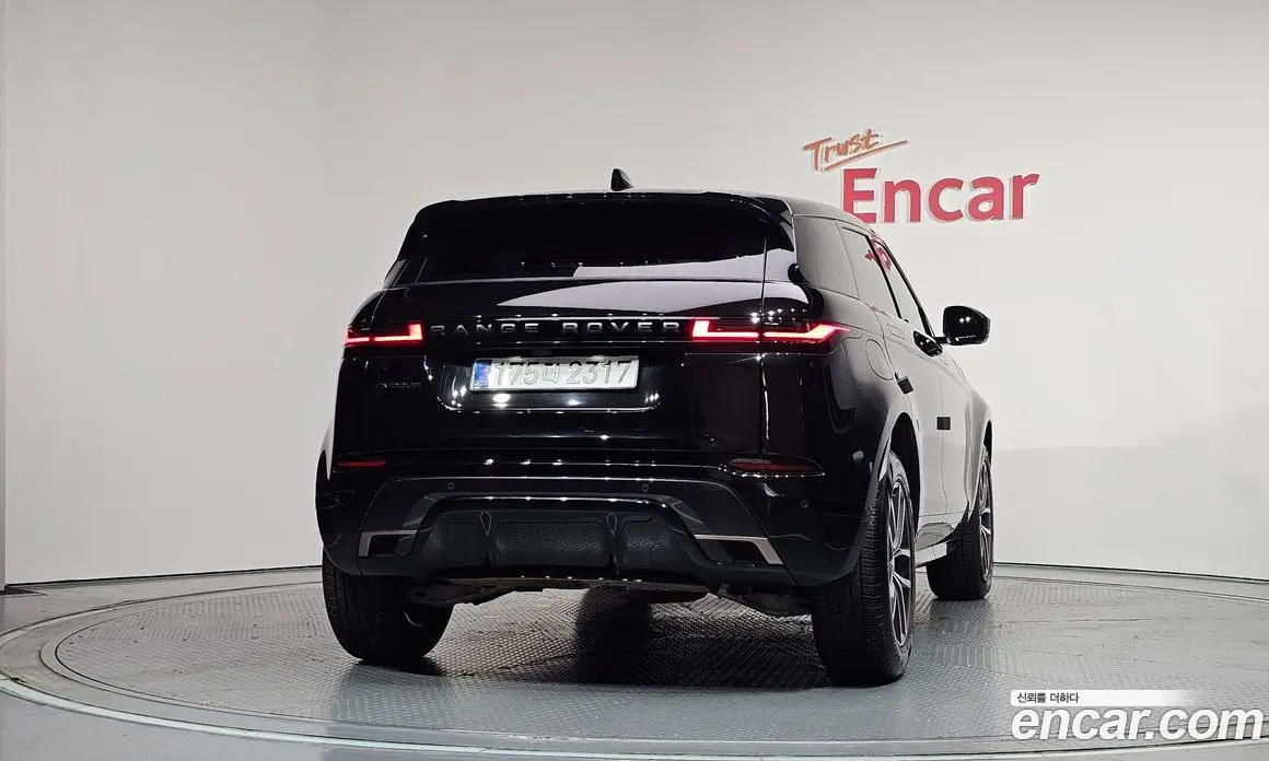 Land Rover Range Rover Evoque 2024 2.0 автомат (гидро), фото 3 Land Rover Range Rover Evoque 2024 2.0 автомат (гидро), фото 3