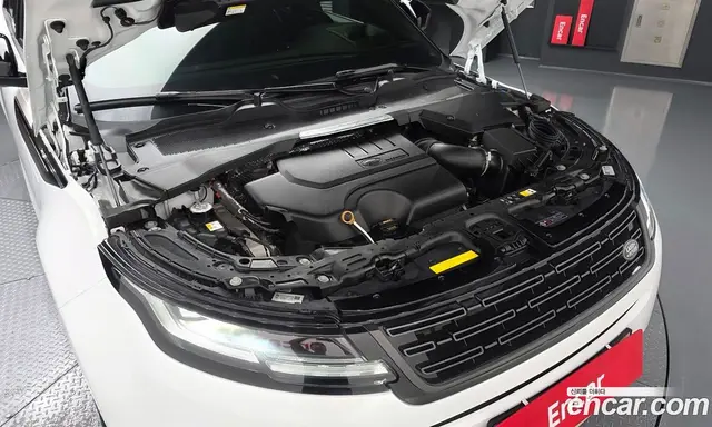 Land Rover Range Rover Evoque 2025 2.0 автомат (гидро), миниатюра 6 Land Rover Range Rover Evoque 2025 2.0 автомат (гидро), миниатюра 6