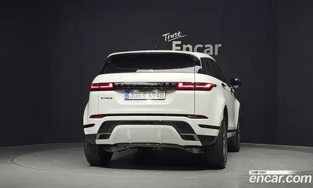 Land Rover Range Rover Evoque 2025 2.0 автомат (гидро), миниатюра 4 Land Rover Range Rover Evoque 2025 2.0 автомат (гидро), миниатюра 4