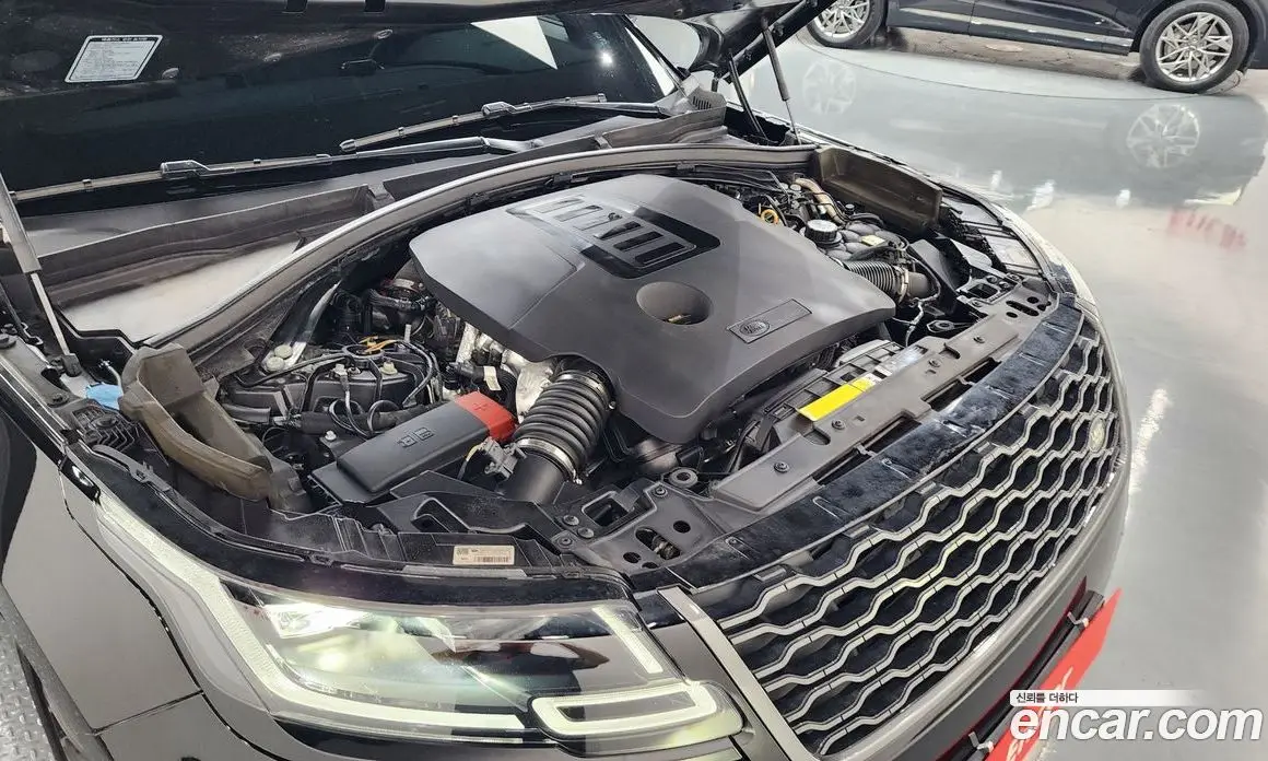 Land Rover Range Rover Velar 2021 3.0 автомат (гидро), фото 6