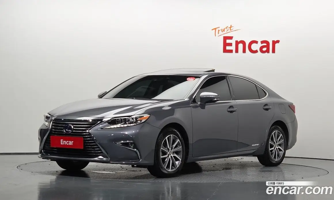 Lexus ES 2018 2.5 автомат (гидро), фото 1 Lexus ES 2018 2.5 автомат (гидро), фото 1