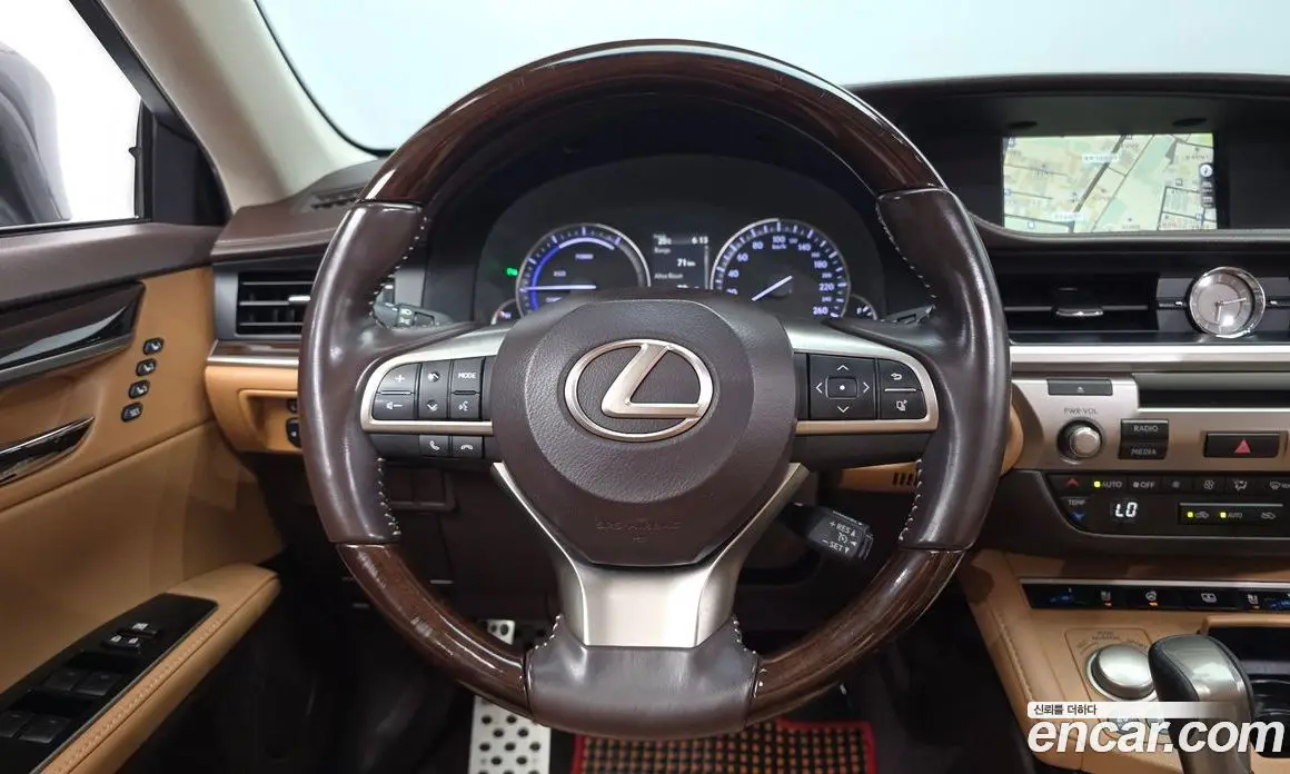 Lexus ES 2018 2.5 автомат (гидро), фото 19 Lexus ES 2018 2.5 автомат (гидро), фото 19