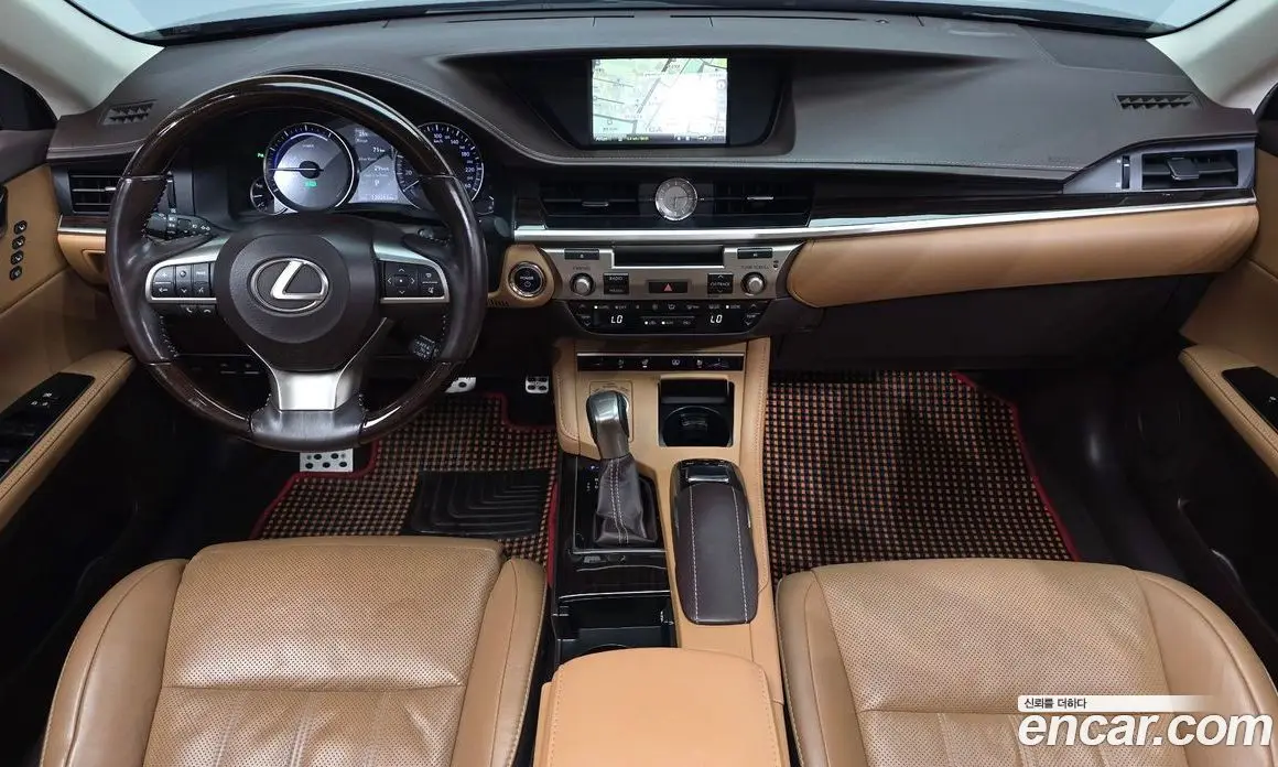 Lexus ES 2018 2.5 автомат (гидро), фото 10 Lexus ES 2018 2.5 автомат (гидро), фото 10