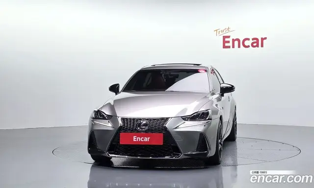 Lexus IS 2018 2.0 автомат (гидро), миниатюра 3
