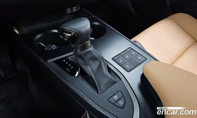 Lexus UX 2022 2.0 автомат (гидро), миниатюра 12