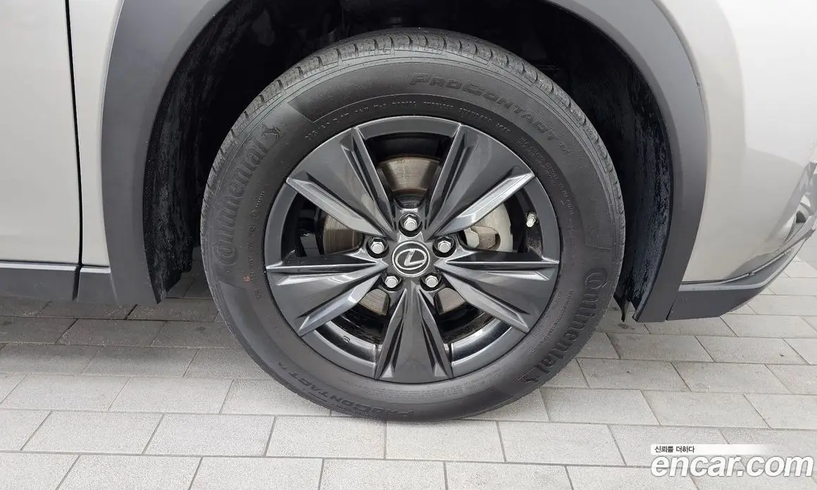 Lexus UX 2022 2.0 автомат (гидро), фото 7