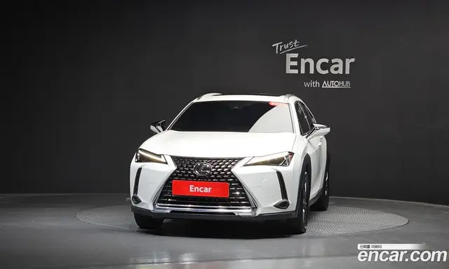 Lexus UX 2023 2.0 автомат (гидро), миниатюра 2