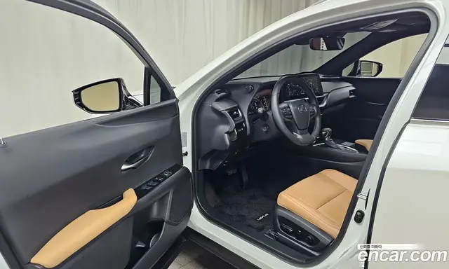 Lexus UX 2023 2.0 автомат (гидро), миниатюра 12