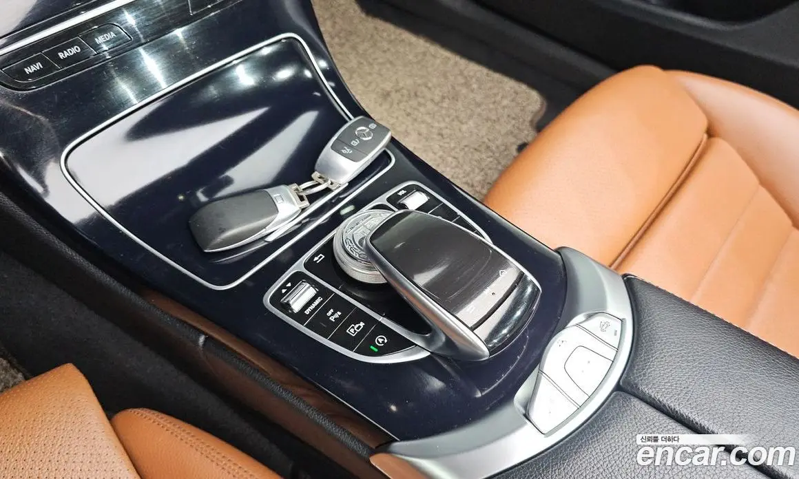 Mercedes-Benz C-Class 2019 2.0 автомат (гидро), фото 12 Mercedes-Benz C-Class 2019 2.0 автомат (гидро), фото 12