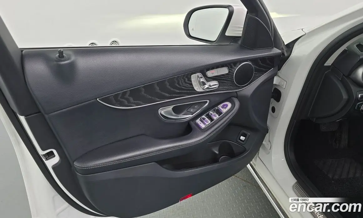 Mercedes-Benz C-Class 2019 1.9 автомат (гидро), фото 14 Mercedes-Benz C-Class 2019 1.9 автомат (гидро), фото 14