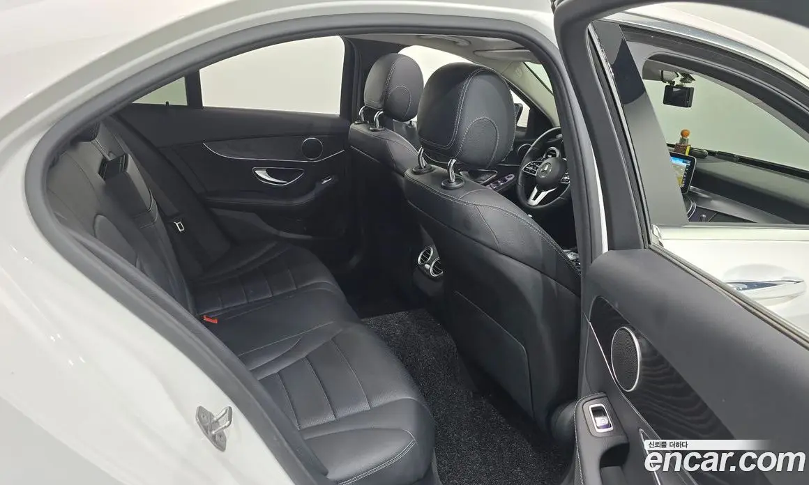 Mercedes-Benz C-Class 2019 1.9 автомат (гидро), фото 17 Mercedes-Benz C-Class 2019 1.9 автомат (гидро), фото 17