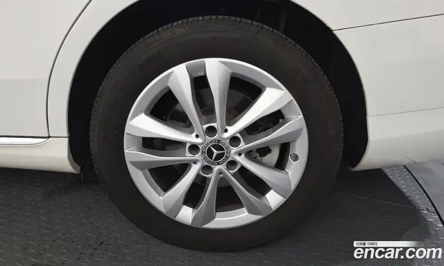 Mercedes-Benz C-Class 2019 1.9 автомат (гидро), миниатюра 7 Mercedes-Benz C-Class 2019 1.9 автомат (гидро), миниатюра 7