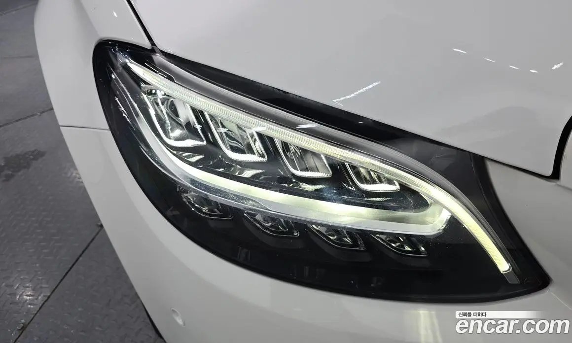 Mercedes-Benz C-Class 2019 1.9 автомат (гидро), фото 8 Mercedes-Benz C-Class 2019 1.9 автомат (гидро), фото 8