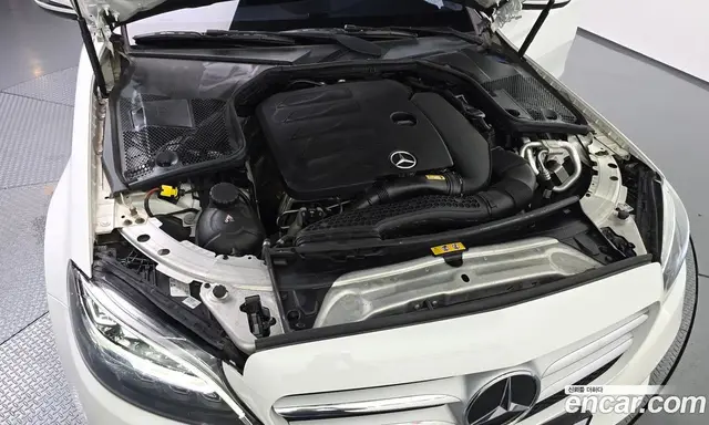 Mercedes-Benz C-Class 2020 2.0 автомат (гидро), миниатюра 6 Mercedes-Benz C-Class 2020 2.0 автомат (гидро), миниатюра 6