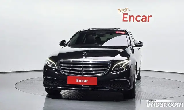 Mercedes-Benz E-Class 2019 1.9 автомат (гидро), миниатюра 2 Mercedes-Benz E-Class 2019 1.9 автомат (гидро), миниатюра 2