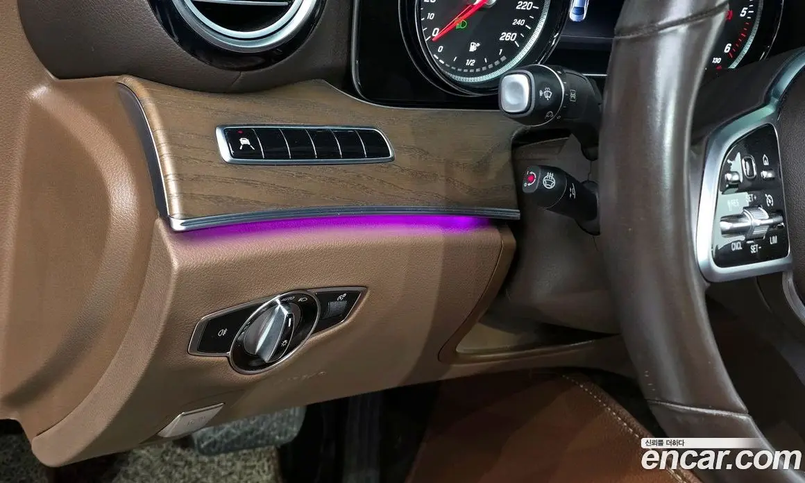 Mercedes-Benz E-Class 2019 1.9 автомат (гидро), фото 18 Mercedes-Benz E-Class 2019 1.9 автомат (гидро), фото 18