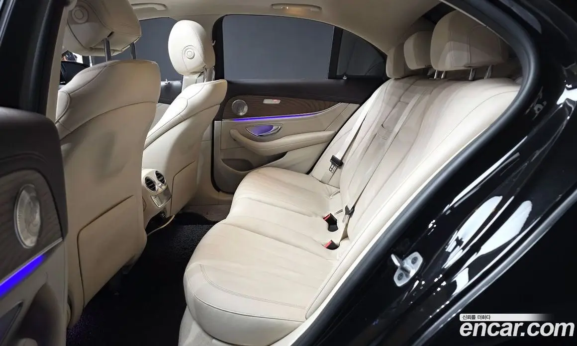 Mercedes-Benz E-Class 2019 1.9 автомат (гидро), фото 12