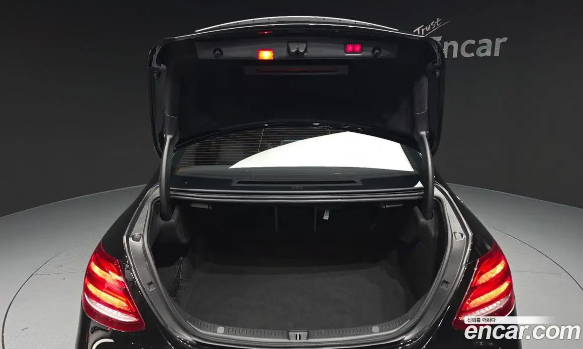 Mercedes-Benz E-Class 2019 1.9 автомат (гидро), фото 20