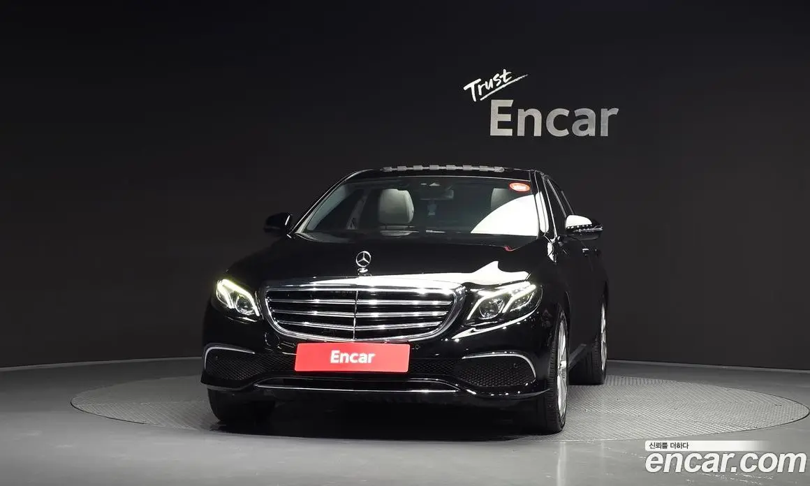 Mercedes-Benz E-Class 2019 1.9 автомат (гидро), фото 3