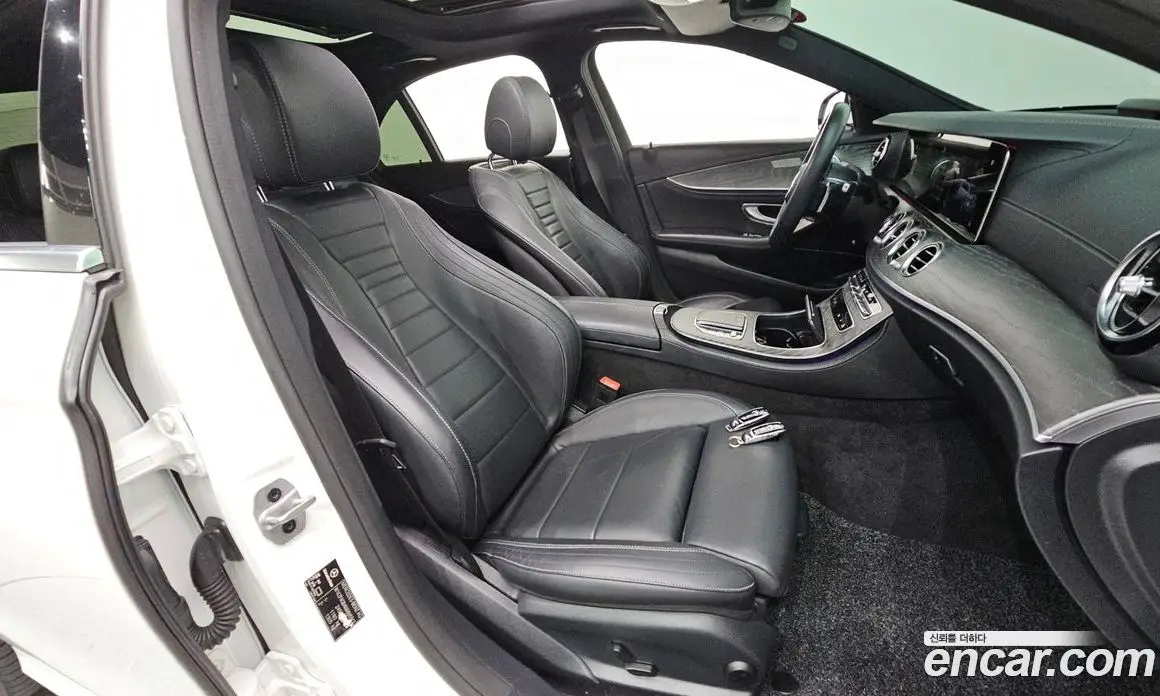 Mercedes-Benz E-Class 2020 2.0 автомат (гидро), фото 18 Mercedes-Benz E-Class 2020 2.0 автомат (гидро), фото 18