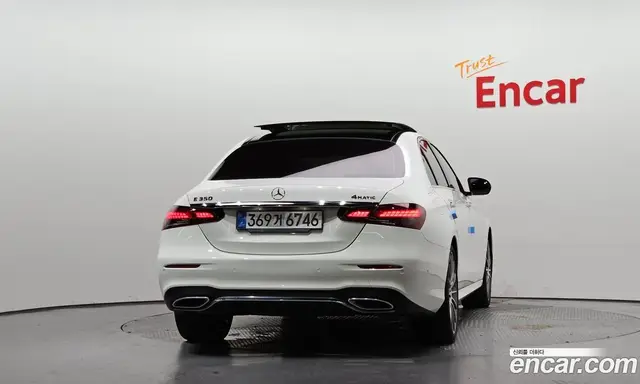 Mercedes-Benz E-Class 2020 2.0 автомат (гидро), миниатюра 4 Mercedes-Benz E-Class 2020 2.0 автомат (гидро), миниатюра 4