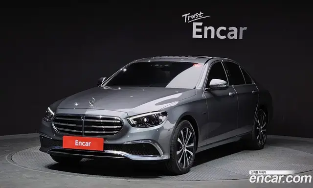 Mercedes-Benz E-Class, 2021, 64 960 км