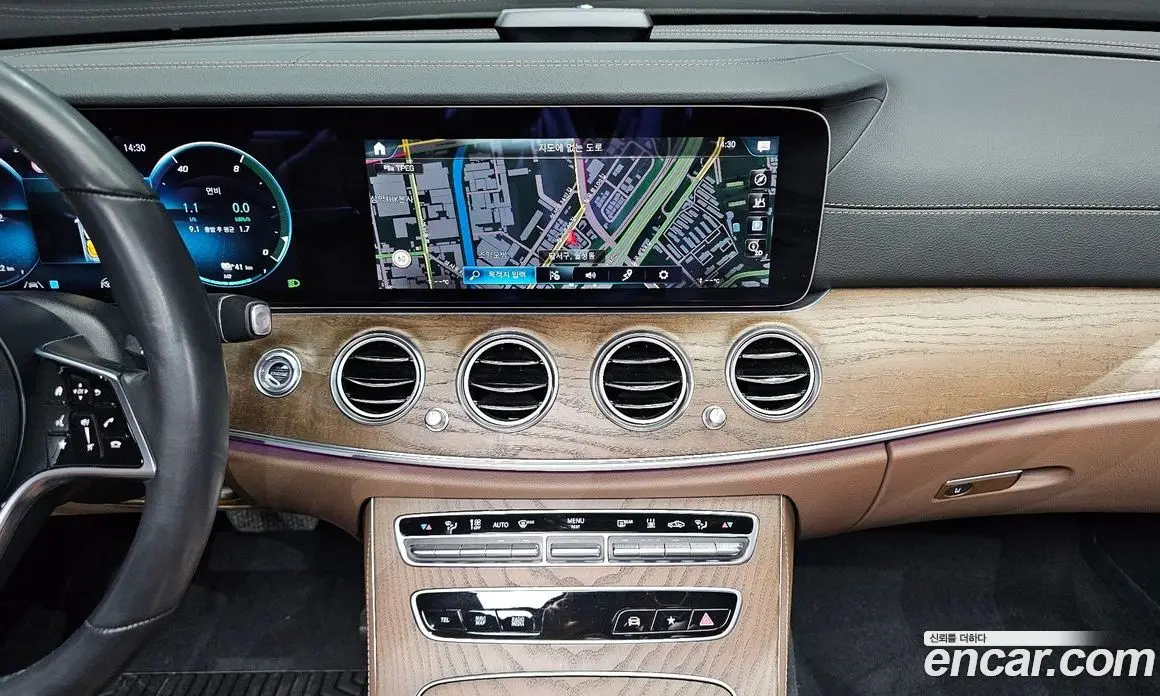 Mercedes-Benz E-Class 2021 2.0 автомат (гидро), фото 19
