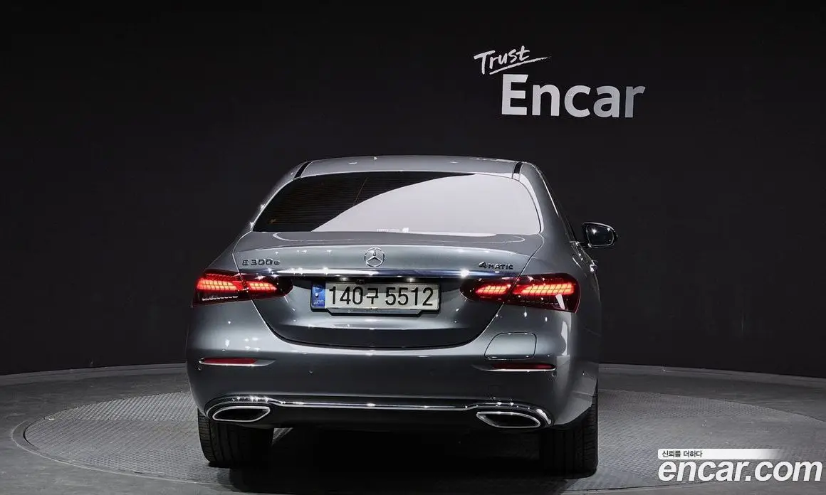 Mercedes-Benz E-Class 2021 2.0 автомат (гидро), фото 4