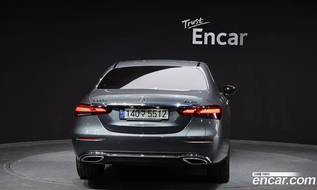 Mercedes-Benz E-Class 2021 2.0 автомат (гидро), миниатюра 4