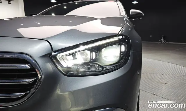 Mercedes-Benz E-Class 2021 2.0 автомат (гидро), миниатюра 8