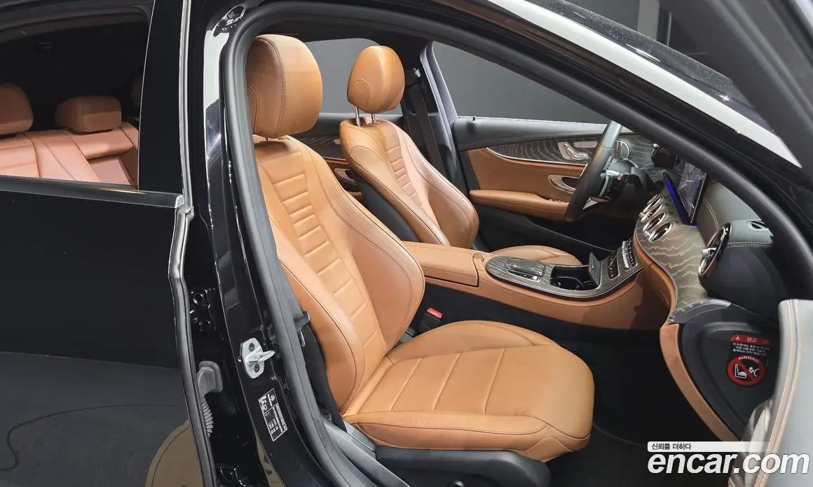 Mercedes-Benz E-Class 2021 2.0 автомат (гидро), фото 16