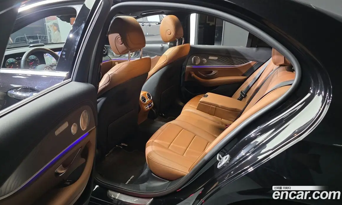 Mercedes-Benz E-Class 2021 2.0 автомат (гидро), фото 17