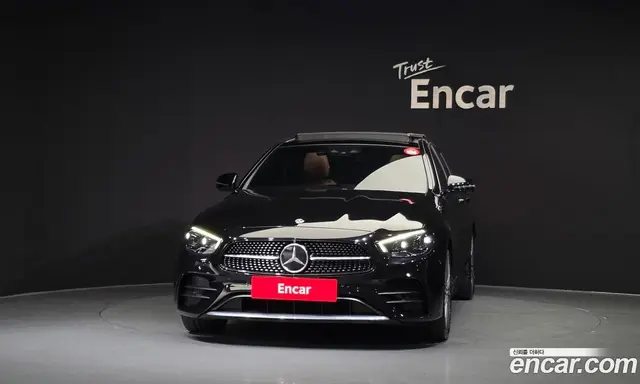 Mercedes-Benz E-Class 2021 2.0 автомат (гидро), миниатюра 3