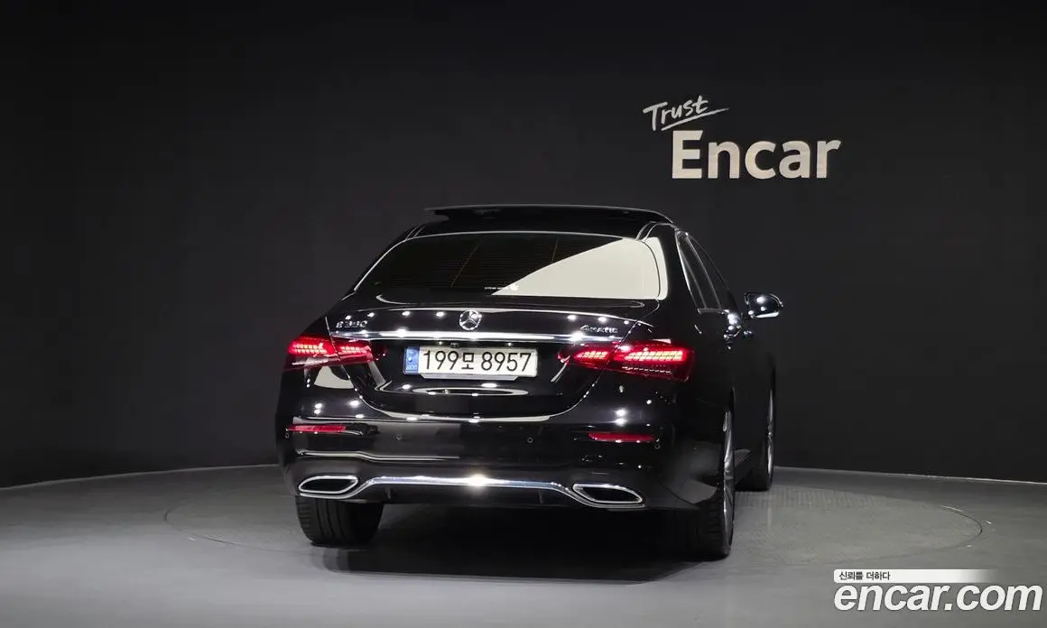 Mercedes-Benz E-Class 2021 2.0 автомат (гидро), фото 4