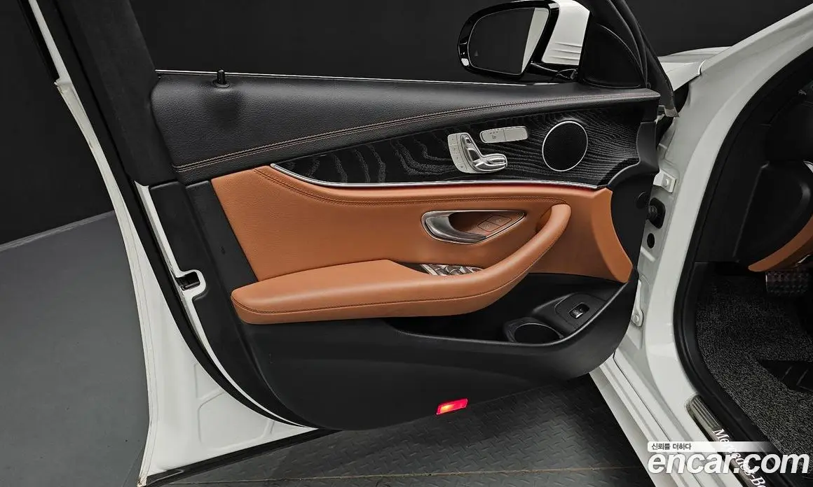 Mercedes-Benz E-Class 2021 1.9 автомат (гидро), фото 14