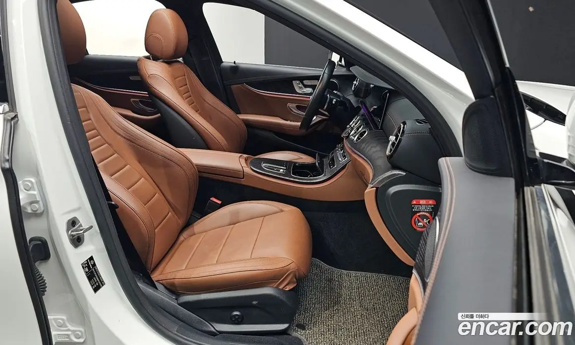 Mercedes-Benz E-Class 2021 1.9 автомат (гидро), фото 16